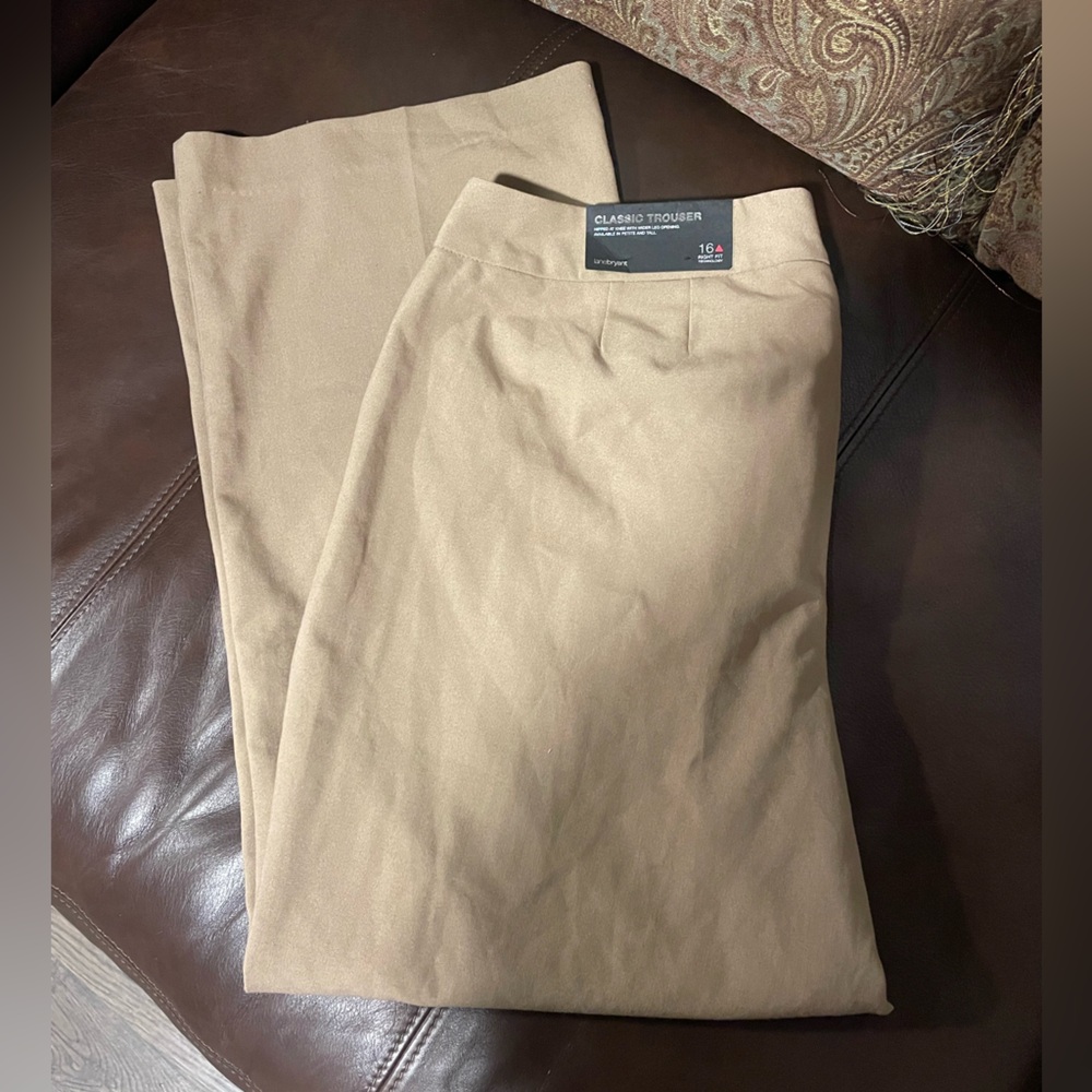 Lane Bryant Classic Trouser Women’s 16 Petite NWT Right Fit Wider Leg Plus